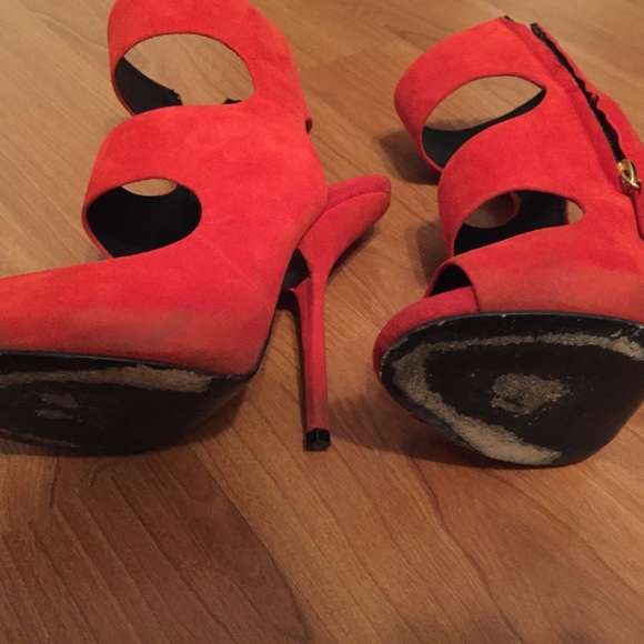 Giuseppe Zanotti Red Suede Heels - Picture 3 of 8